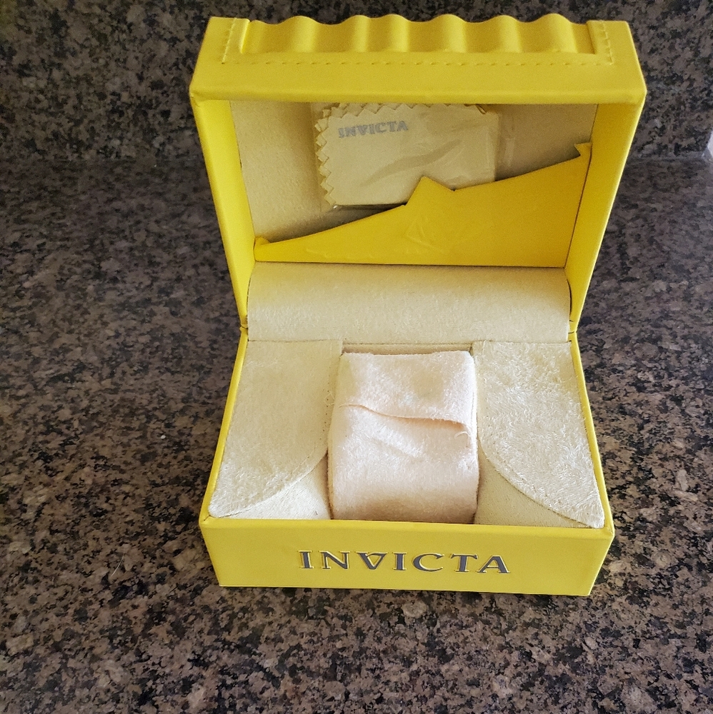 Invicta boxes - Picture 2 of 2